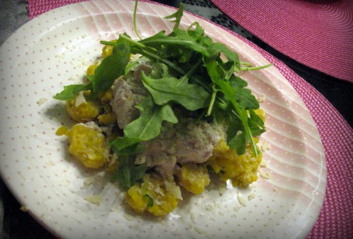 Cuisiner des gnocchis végans à base de courge, sauce crémeuse à la sauge